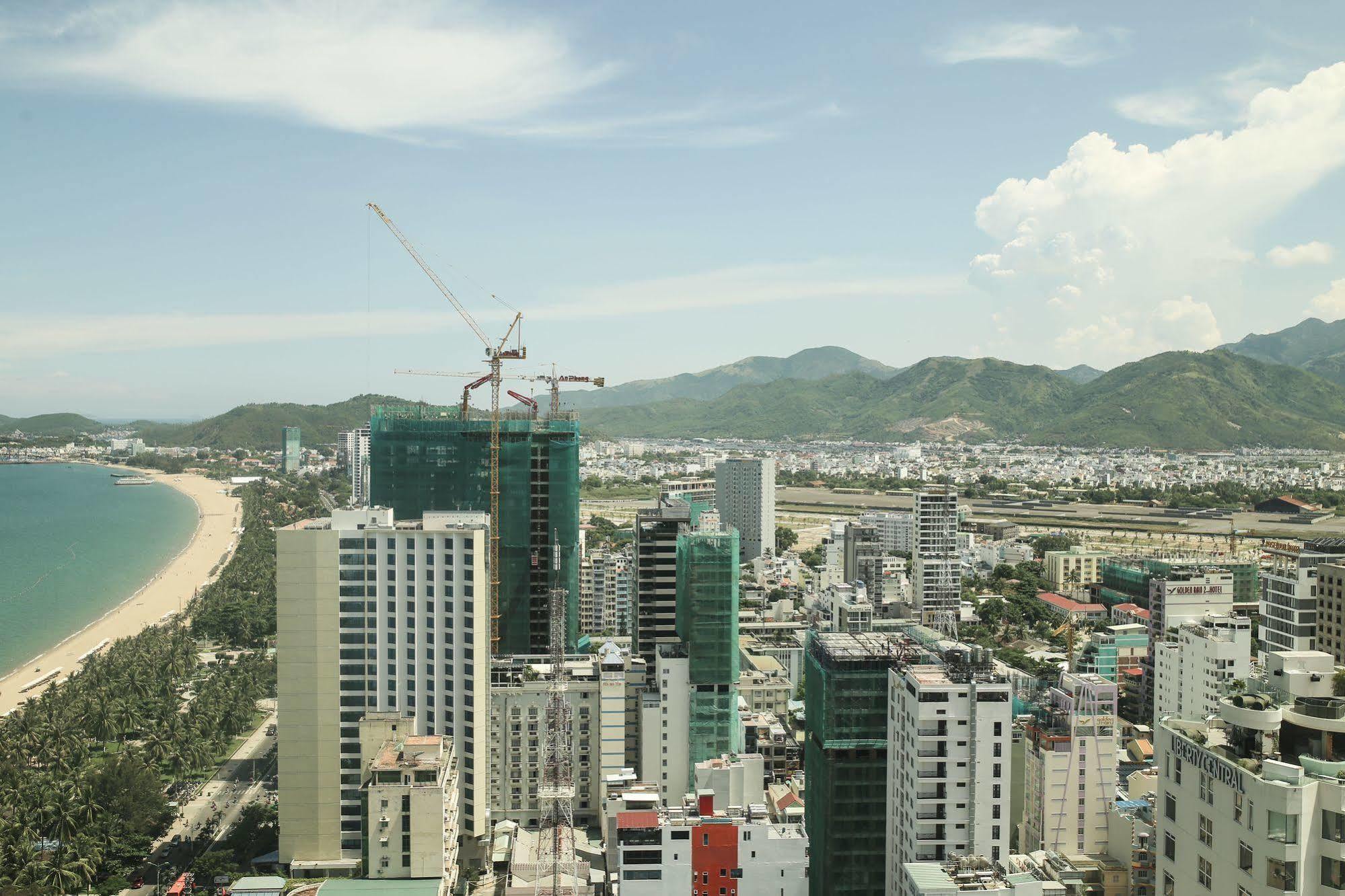 Gold Ocean Apartments Nha Trang Eksteriør billede